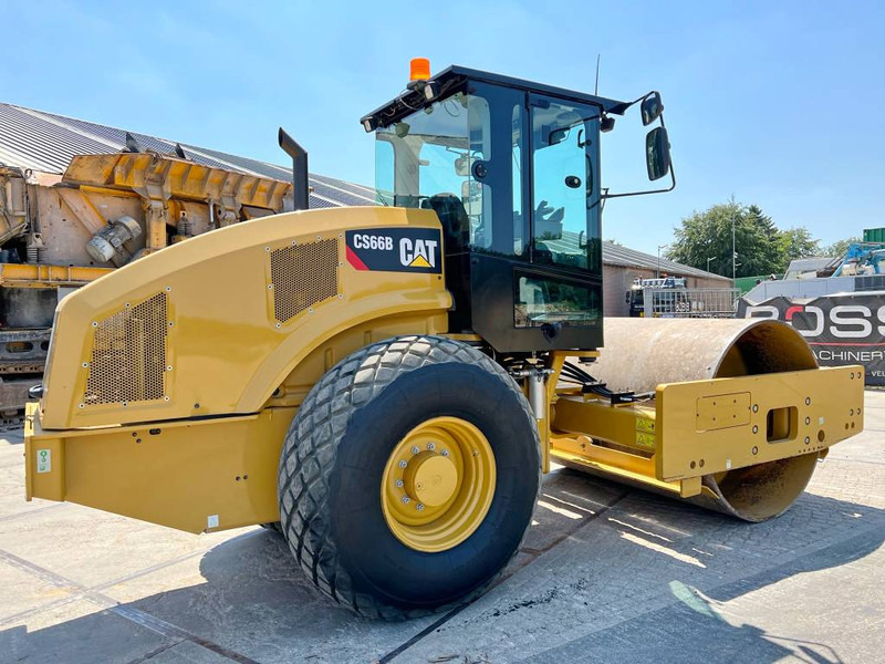 Veltnis Cat CS66B Excellent Condition / Low Hours / CE: foto 5
