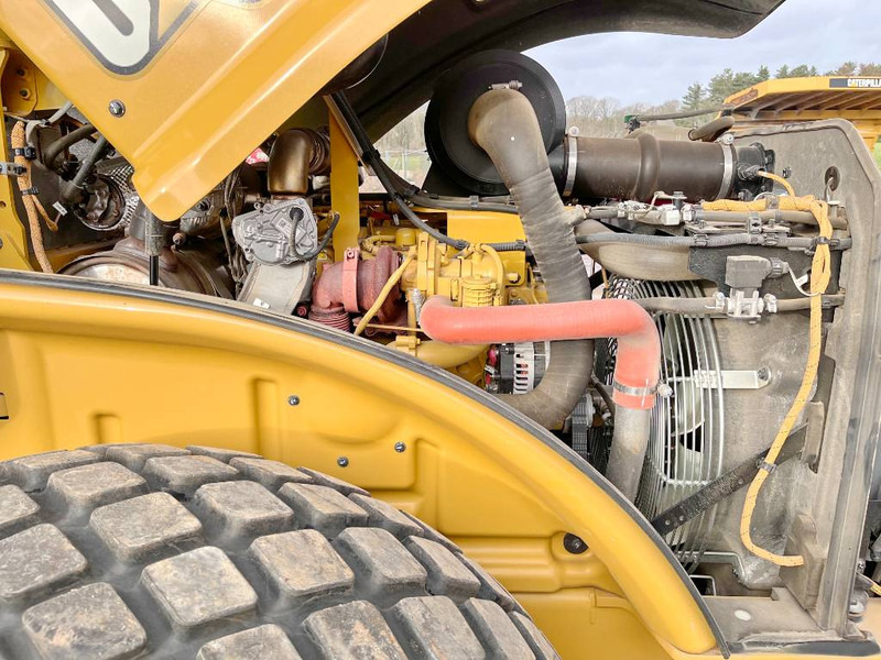 Veltnis Cat CS66B Excellent Condition / Low Hours / CE: foto 18