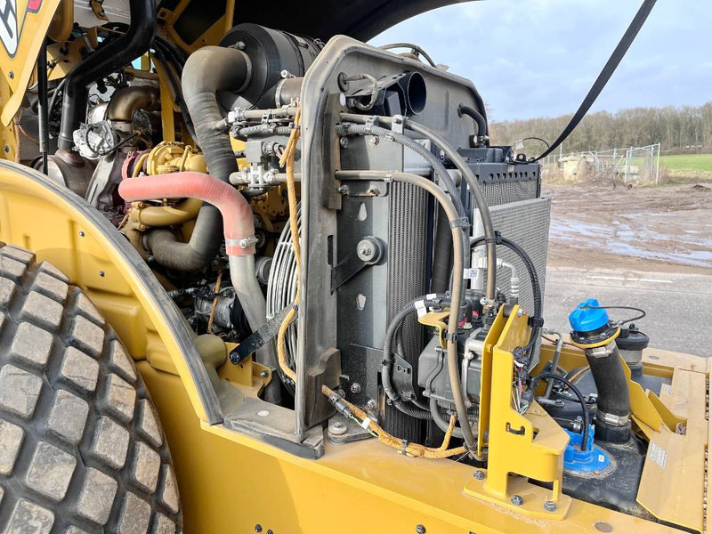 Veltnis Cat CS66B Excellent Condition / Low Hours / CE: foto 15
