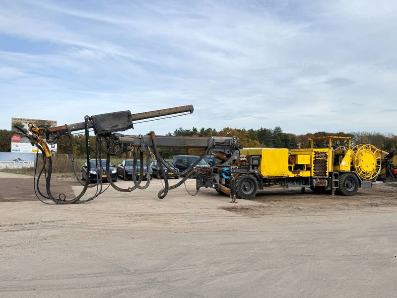 Epiroc ME5 concrete sprayer - Celtniecības tehnika: foto 1 Epiroc ME5 concrete sprayer - Celtniecības tehnika: foto 1