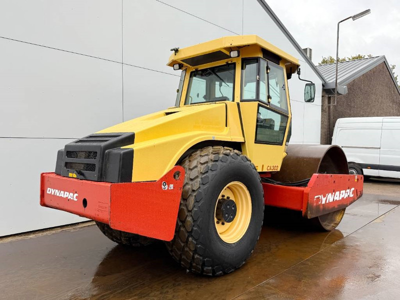 Dynapac CA302 - Good Working Condition / Deutz Engine - Veltnis: foto 5 Dynapac CA302 - Good Working Condition / Deutz Engine - Veltnis: foto 5