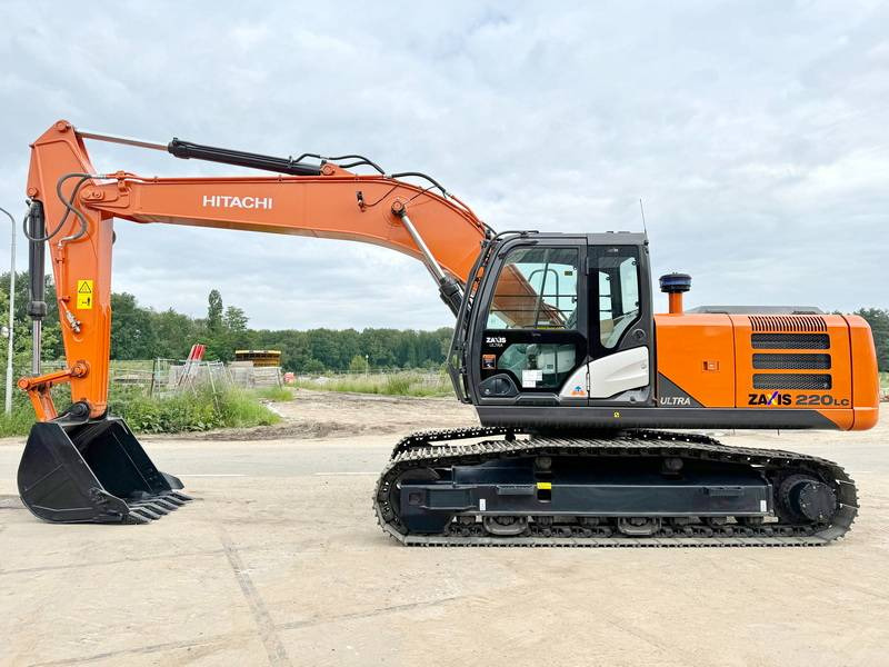 Hitachi ZX220LC-5G / 2025 ULTRA MODEL / ISUZU ENGINE - Kāpurķēžu ekskavators: foto 1 Hitachi ZX220LC-5G / 2025 ULTRA MODEL / ISUZU ENGINE - Kāpurķēžu ekskavators: foto 1