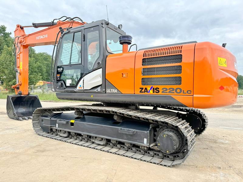Hitachi ZX220LC-5G / 2025 ULTRA MODEL / ISUZU ENGINE - Kāpurķēžu ekskavators: foto 3 Hitachi ZX220LC-5G / 2025 ULTRA MODEL / ISUZU ENGINE - Kāpurķēžu ekskavators: foto 3