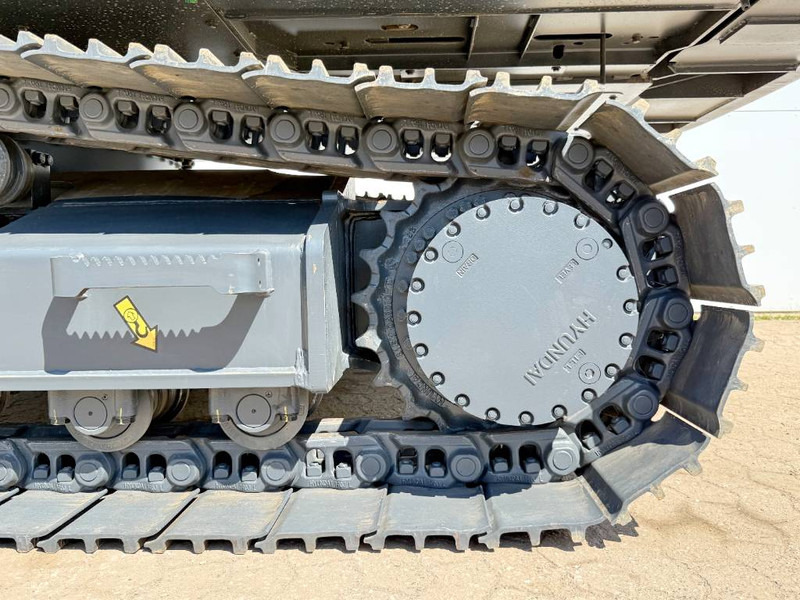 Jaunā Kāpurķēžu ekskavators Hyundai R210 *2025 Model* - New / Unused / Hammer Lines: foto 17