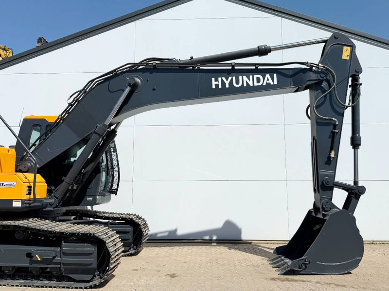 Jaunā Kāpurķēžu ekskavators Hyundai R210 *2025 Model* - New / Unused / Hammer Lines: foto 12