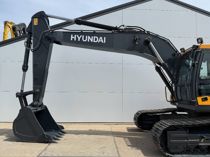 Jaunā Kāpurķēžu ekskavators Hyundai R215L Smart Plus *2025 Model* - New / Unused: foto 11