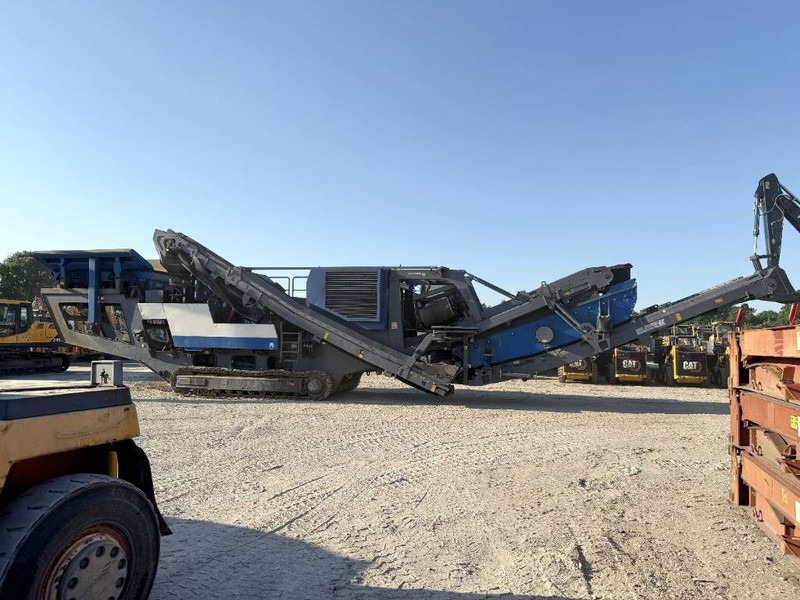 Kleemann MR130ZS EVO K024 Impact Crusher - Dutch Machine! - Mobilais drupinātājs: foto 2 Kleemann MR130ZS EVO K024 Impact Crusher - Dutch Machine! - Mobilais drupinātājs: foto 2
