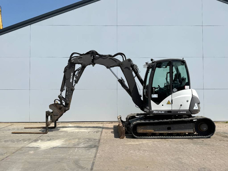 Mecalac 8MCR - 6 Attachments Included! Auto Greasing - Mini-ekskavators: foto 4 Mecalac 8MCR - 6 Attachments Included! Auto Greasing - Mini-ekskavators: foto 4