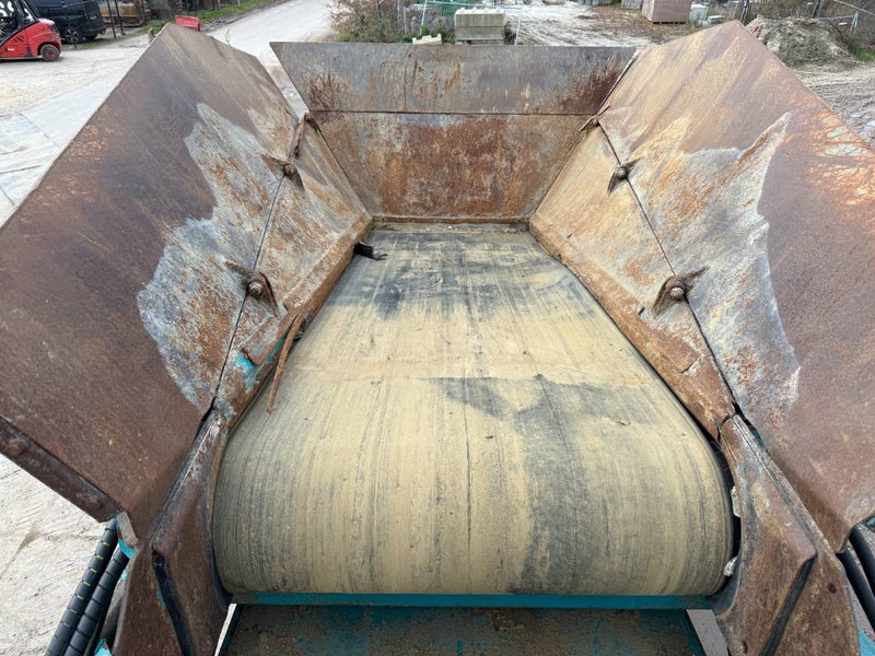 Sijātājs Powerscreen Warrior 1400 - Caterpillar Engine / 3 Conveyors: foto 19 Sijātājs Powerscreen Warrior 1400 - Caterpillar Engine / 3 Conveyors: foto 19