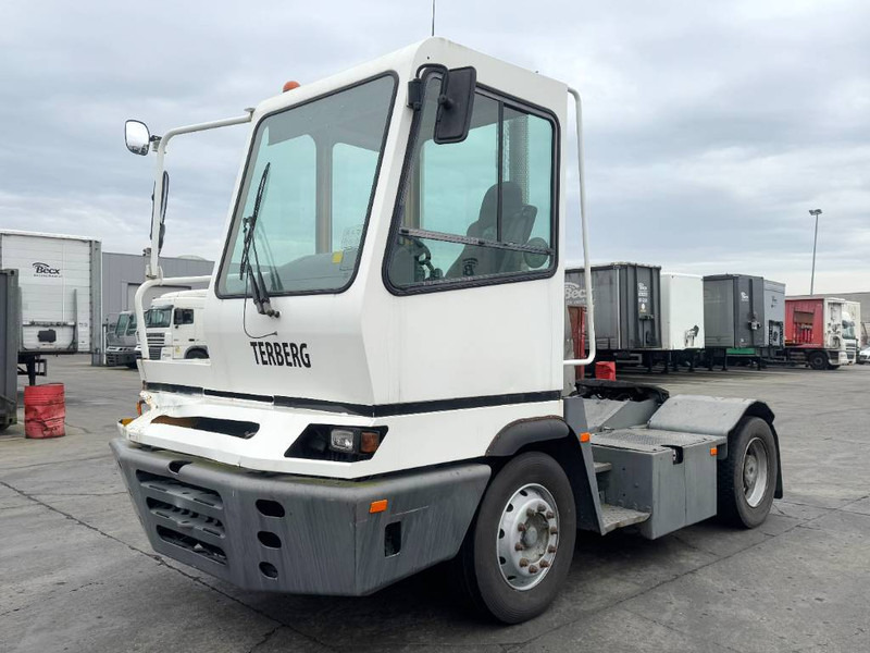 Terberg YT222 - Dutch truck / Automatic / 55t Payload - Termināļa traktors: foto 1 Terberg YT222 - Dutch truck / Automatic / 55t Payload - Termināļa traktors: foto 1