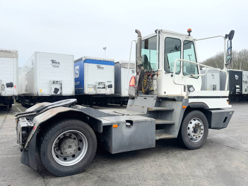 Terberg YT222 - Dutch truck / Automatic / 55t Payload - Termināļa traktors: foto 4 Terberg YT222 - Dutch truck / Automatic / 55t Payload - Termināļa traktors: foto 4