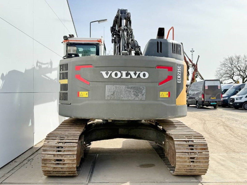 Volvo ECR235EL - Triple Boom / 2 Buckets Included - Kāpurķēžu ekskavators: foto 4 Volvo ECR235EL - Triple Boom / 2 Buckets Included - Kāpurķēžu ekskavators: foto 4