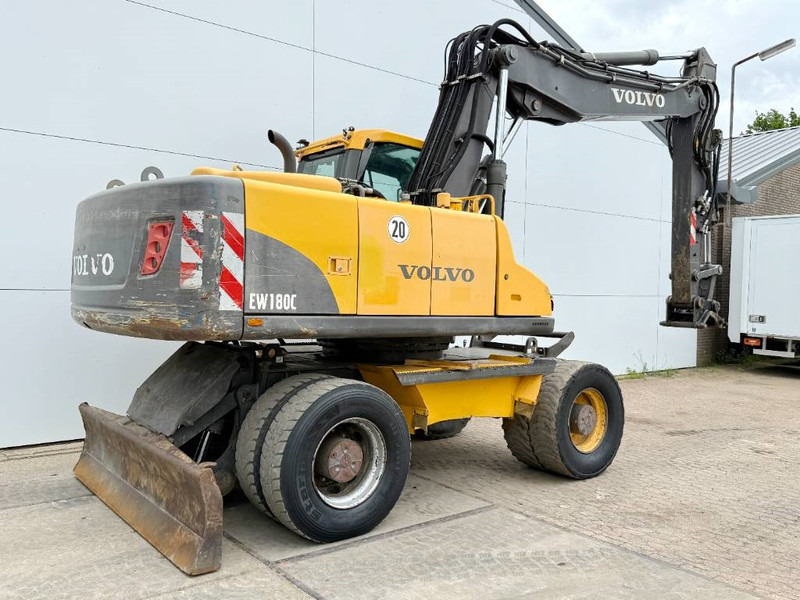 Volvo EW180C - Dutch Machine / Triple Boom - Riteņu ekskavators: foto 5 Volvo EW180C - Dutch Machine / Triple Boom - Riteņu ekskavators: foto 5