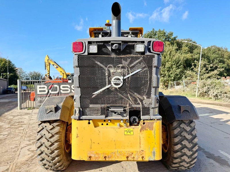 Volvo G960B - 4.90 Meter Blade / Backup Camera - Greiders: foto 3 Volvo G960B - 4.90 Meter Blade / Backup Camera - Greiders: foto 3