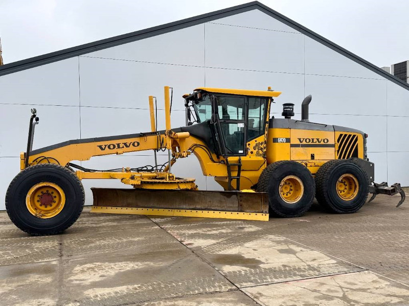 Volvo G970 - 4.88m Blade / 3 Tine Ripper / EPA - Greiders: foto 1 Volvo G970 - 4.88m Blade / 3 Tine Ripper / EPA - Greiders: foto 1