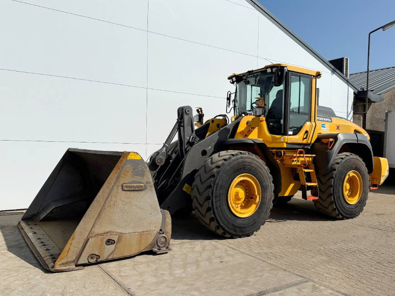 Volvo L110H - German Machine / High-tip Bucket / 3rd Fun - Riteņu iekrāvējs: foto 3 Volvo L110H - German Machine / High-tip Bucket / 3rd Fun - Riteņu iekrāvējs: foto 3