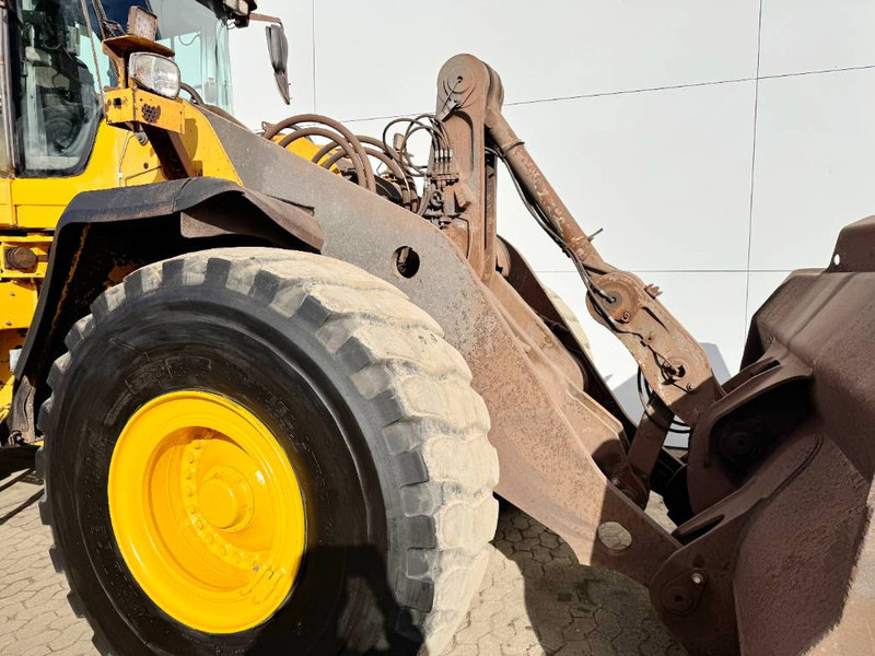 Riteņu iekrāvējs Volvo L180H - 3rd Function / Weight System: foto 17