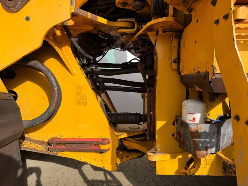 Riteņu iekrāvējs Volvo L180H - 3rd Function / Weight System: foto 18