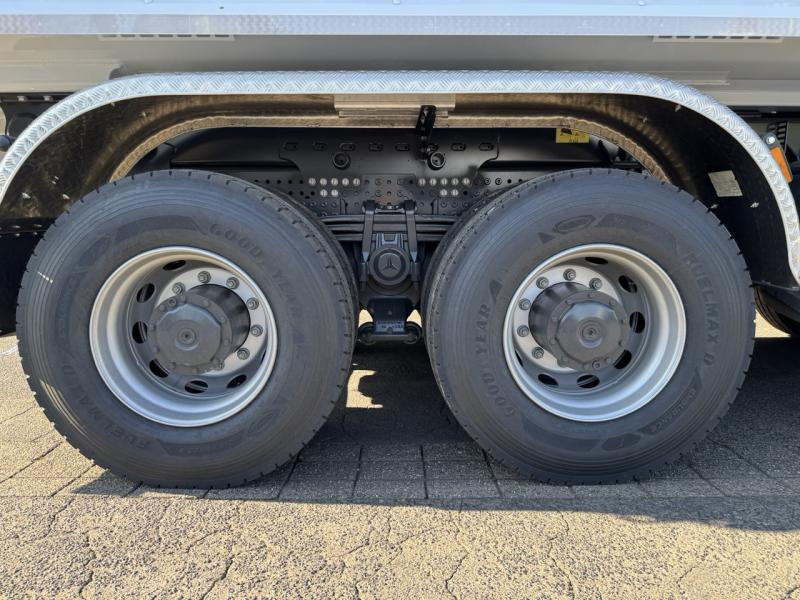 Mercedes 4145K - Kravas automašīna pašizgāzējs: foto 4 Mercedes 4145K - Kravas automašīna pašizgāzējs: foto 4