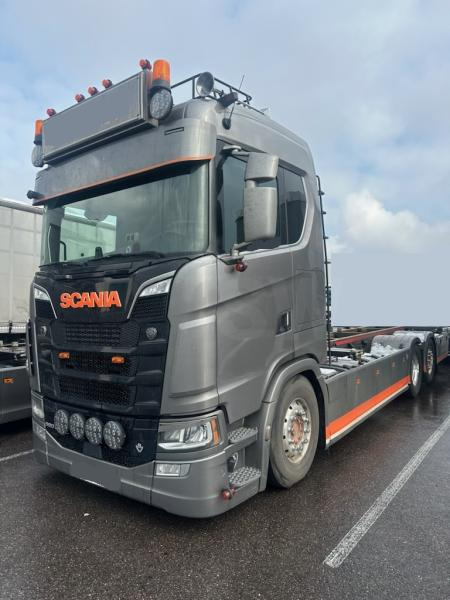 Scania S 590 - Vilcējs: foto 2 Scania S 590 - Vilcējs: foto 2