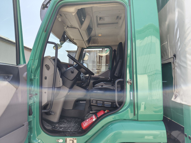 Kravas automašīna ar tentu DAF LF 180 FA: foto 13