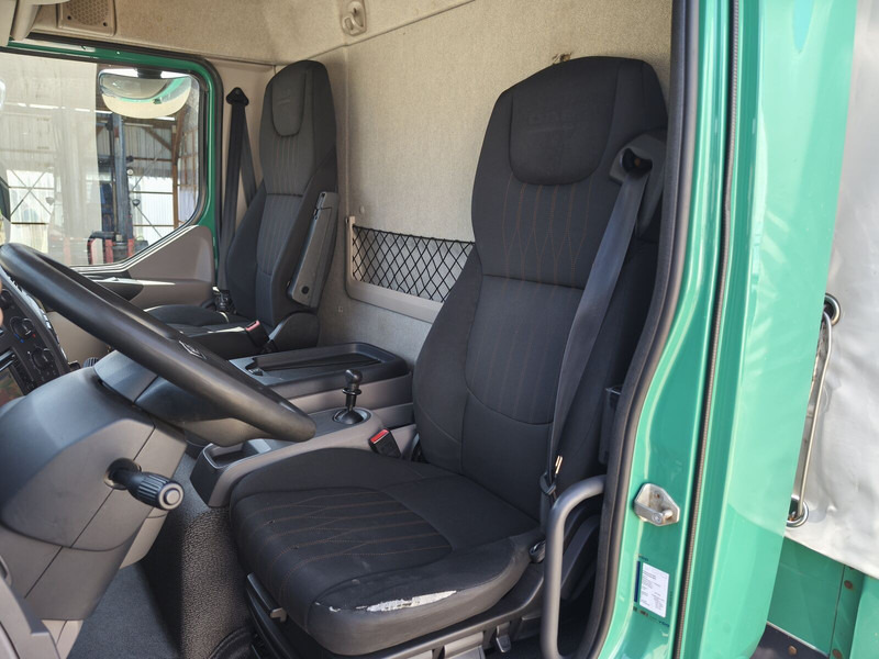Kravas automašīna ar tentu DAF LF 180 FA: foto 14