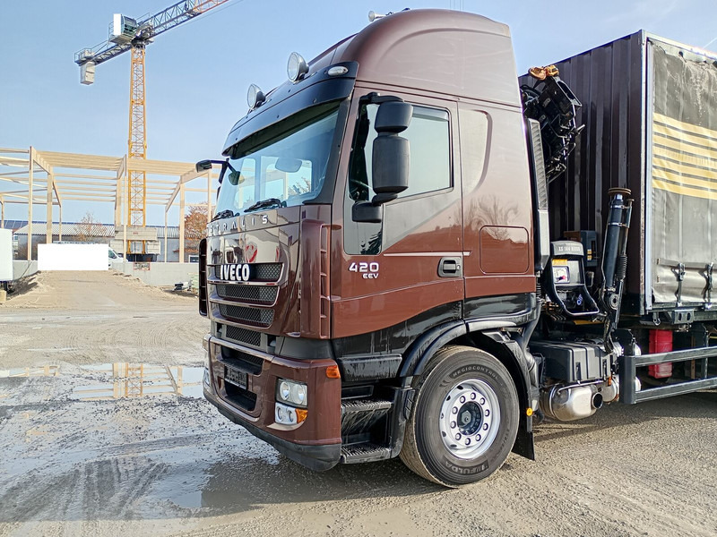 Iveco AS260S42Y/FS CM - Kravas automašīna ar tentu, Kravas auto ar manipulatoru: foto 5 Iveco AS260S42Y/FS CM - Kravas automašīna ar tentu, Kravas auto ar manipulatoru: foto 5