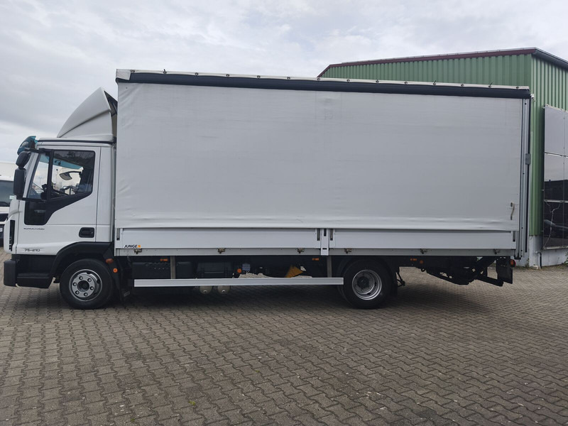 Iveco Eurocargo 75-210 - Kravas automašīna ar tentu: foto 5 Iveco Eurocargo 75-210 - Kravas automašīna ar tentu: foto 5