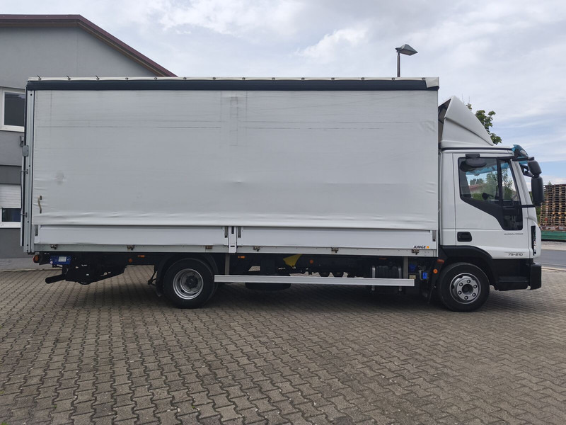 Iveco Eurocargo 75-210 - Kravas automašīna ar tentu: foto 4 Iveco Eurocargo 75-210 - Kravas automašīna ar tentu: foto 4