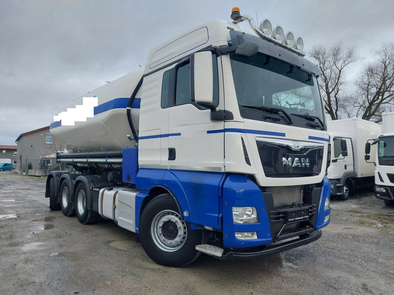 MAN TGX 35.440 Silo Euro 6 8x4 Lift+Lenk Klima (5) - Kravas automašīna: foto 3 MAN TGX 35.440 Silo Euro 6 8x4 Lift+Lenk Klima (5) - Kravas automašīna: foto 3