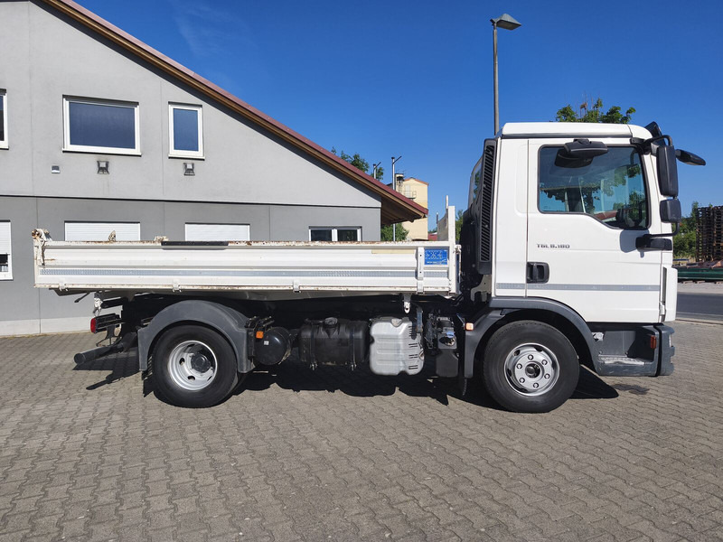 MAN TGL 8.180 Meiller Dreiseitenkipper 3-Sitzer 4x2 Euro 6 AHK (7) - Kravas automašīna pašizgāzējs: foto 5 MAN TGL 8.180 Meiller Dreiseitenkipper 3-Sitzer 4x2 Euro 6 AHK (7) - Kravas automašīna pašizgāzējs: foto 5