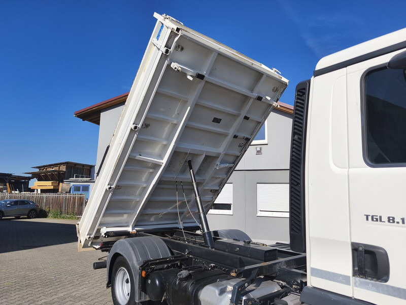 Kravas automašīna pašizgāzējs MAN TGL 8.180: foto 14