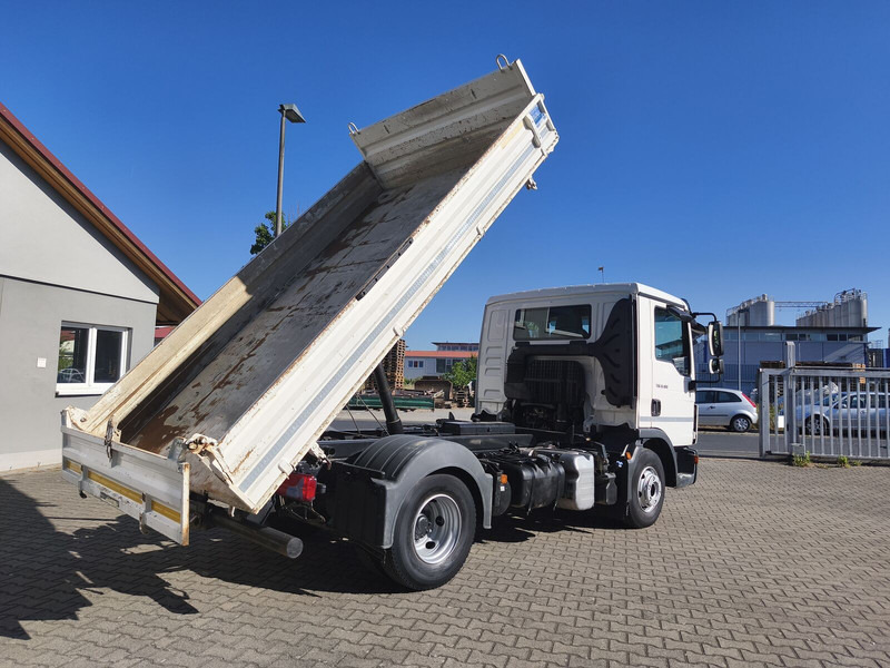 Kravas automašīna pašizgāzējs MAN TGL 8.180: foto 12