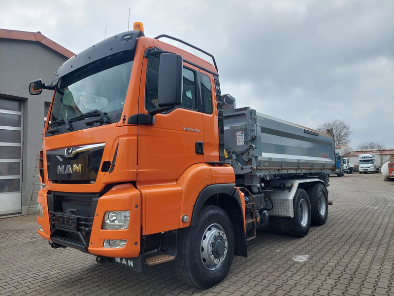 MAN TGS 26.500 Hydrodrive Schwarzmüller Wechselsystem SZM - Kravas automašīna pašizgāzējs: foto 3 MAN TGS 26.500 Hydrodrive Schwarzmüller Wechselsystem SZM - Kravas automašīna pašizgāzējs: foto 3