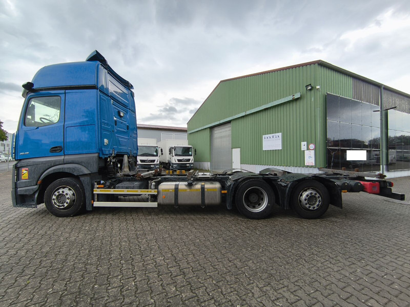 Mercedes-Benz Actros 2545 BDF - Konteineru vedējs/ Kravas automašīna ar noņemamā virsbūve: foto 5 Mercedes-Benz Actros 2545 BDF - Konteineru vedējs/ Kravas automašīna ar noņemamā virsbūve: foto 5