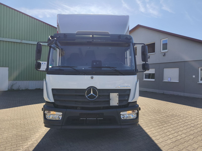 Mercedes-Benz Atego 1223 - Kravas automašīna ar slēgto virsbūvi: foto 3 Mercedes-Benz Atego 1223 - Kravas automašīna ar slēgto virsbūvi: foto 3