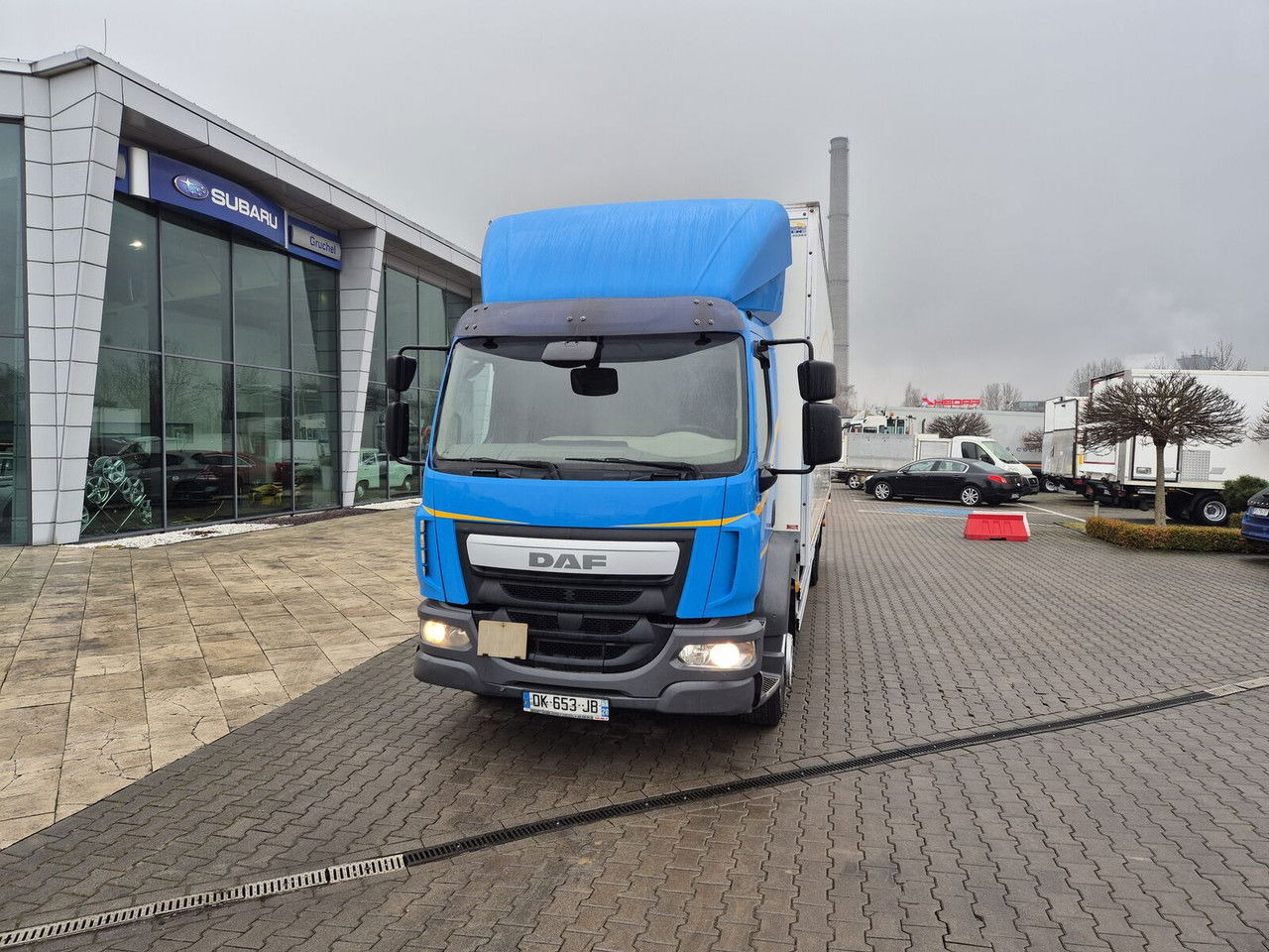 DAF LF 220 - Kravas automašīna ar slēgto virsbūvi: foto 3 DAF LF 220 - Kravas automašīna ar slēgto virsbūvi: foto 3