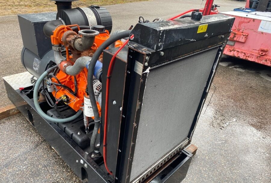Diversen ECP34 2S4 - Iveco Engine,126kVA,New oils, filters, Mecc Alte ECP34 2S4 - Elektroģenerators: foto 5 Diversen ECP34 2S4 - Iveco Engine,126kVA,New oils, filters, Mecc Alte ECP34 2S4 - Elektroģenerators: foto 5