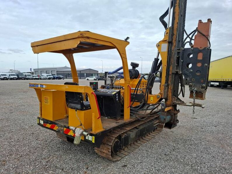 Diversen Hxing HX R536D-1 / 1 Owner / Like NEW / 397MTH - Pāļu dzinējs: foto 2 Diversen Hxing HX R536D-1 / 1 Owner / Like NEW / 397MTH - Pāļu dzinējs: foto 2