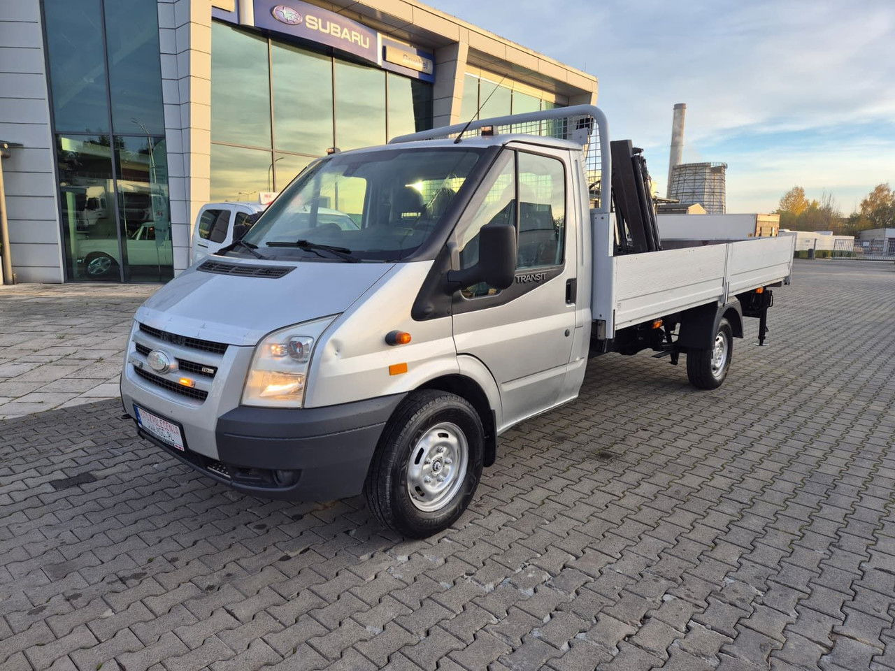 Ford Transit 350 2.4 TDCi / Very Strong Hiab / 1 Owner / Serviced - Automašīna ar kravas platformu: foto 1 Ford Transit 350 2.4 TDCi / Very Strong Hiab / 1 Owner / Serviced - Automašīna ar kravas platformu: foto 1