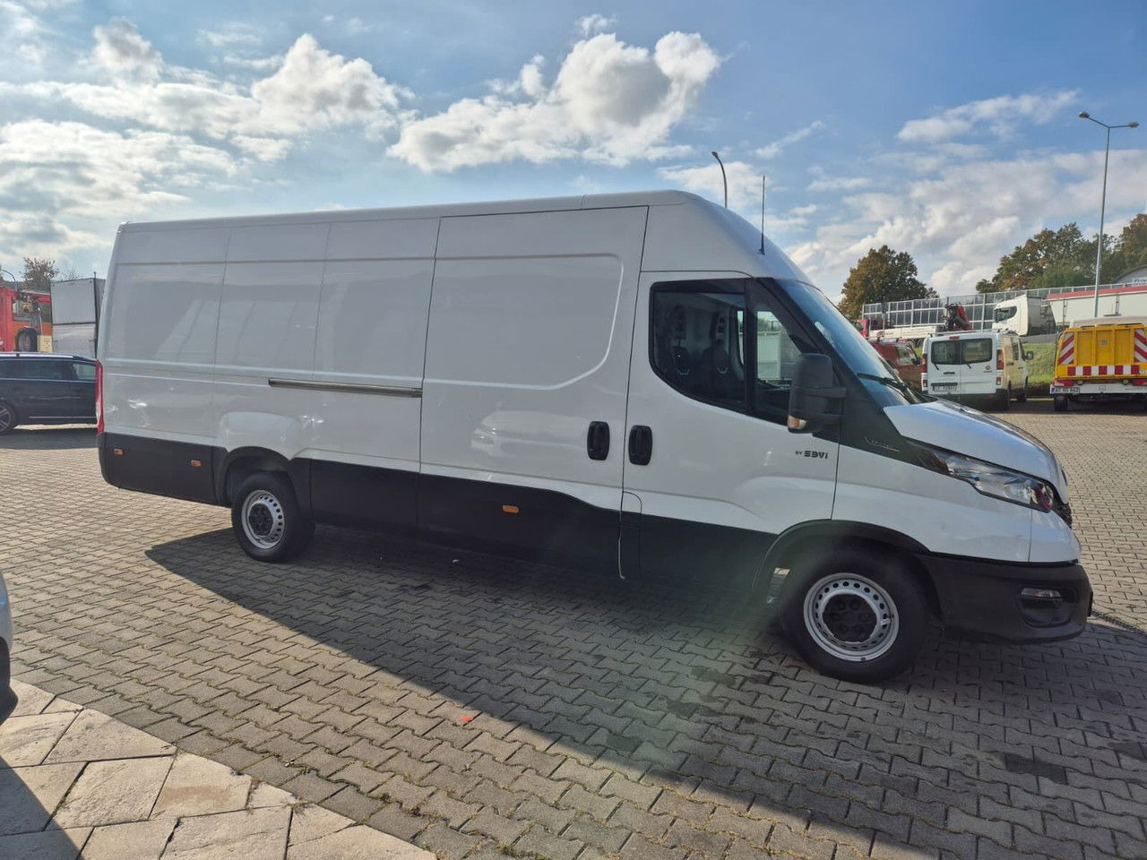 Iveco Daily 35S14 L4H3 - Kravas mikroautobuss: foto 5 Iveco Daily 35S14 L4H3 - Kravas mikroautobuss: foto 5