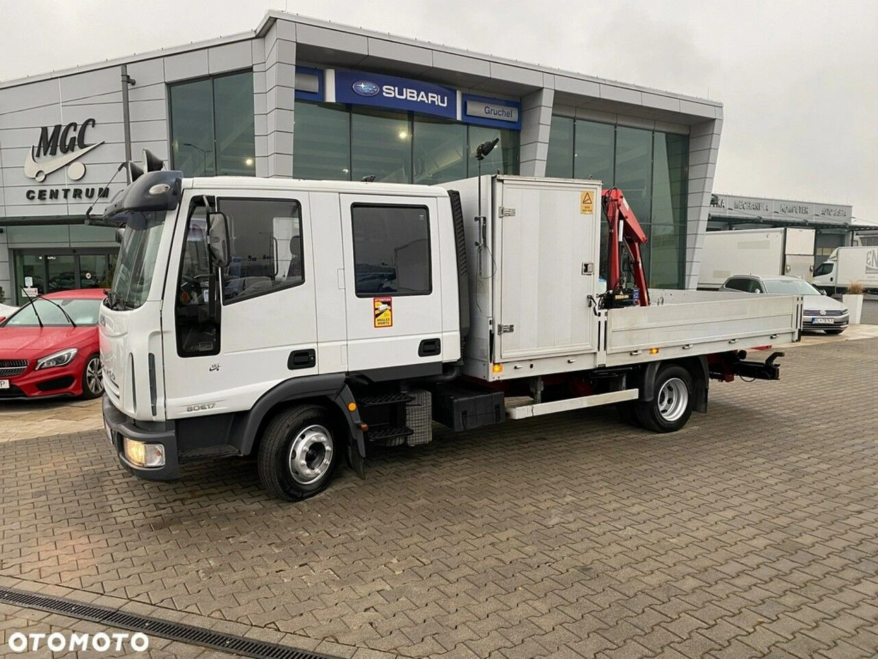 Iveco Eurocargo ML80E17 / HDS HMF / 1 Owner / Doka - Bortu kravas automašīna/ Platforma, Kravas auto ar manipulatoru: foto 3 Iveco Eurocargo ML80E17 / HDS HMF / 1 Owner / Doka - Bortu kravas automašīna/ Platforma, Kravas auto ar manipulatoru: foto 3