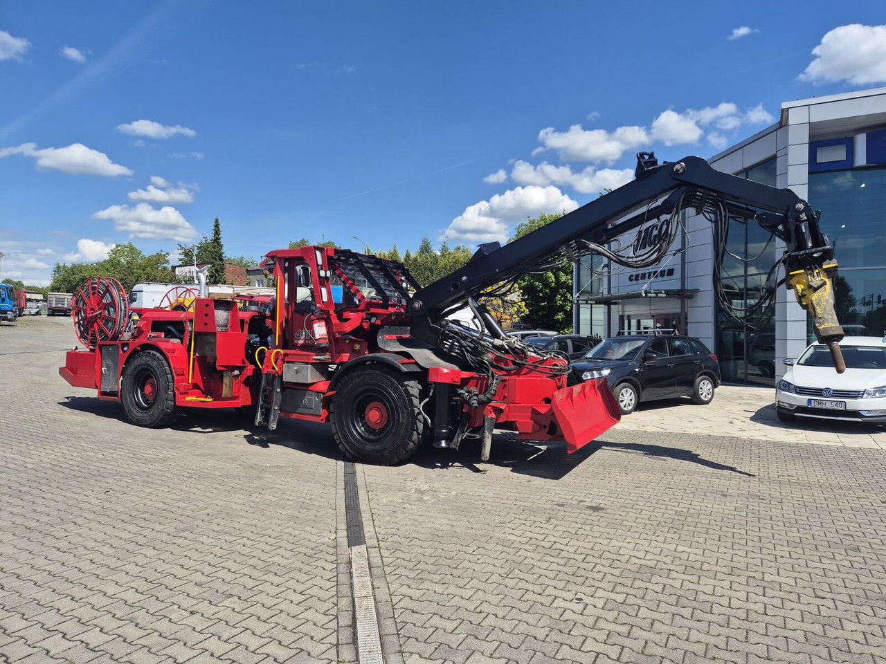 JAMA SBU8000 / Scaler / Epiroc Hammer Jama SBU8000 / Scaler / Epiroc Hammer - Kalnrūpniecības mašīna: foto 2 JAMA SBU8000 / Scaler / Epiroc Hammer Jama SBU8000 / Scaler / Epiroc Hammer - Kalnrūpniecības mašīna: foto 2