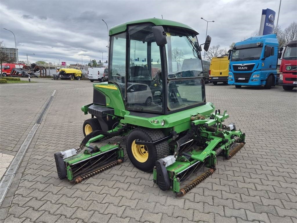 John Deere 1905 4WD / 2010 / SERVICED / CABIN! - Zāles pļāvējs: foto 4 John Deere 1905 4WD / 2010 / SERVICED / CABIN! - Zāles pļāvējs: foto 4