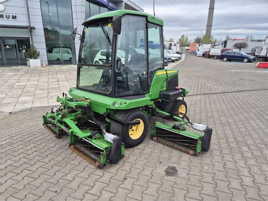 John Deere 1905 4WD / 2010 / SERVICED / CABIN! - Zāles pļāvējs: foto 1 John Deere 1905 4WD / 2010 / SERVICED / CABIN! - Zāles pļāvējs: foto 1