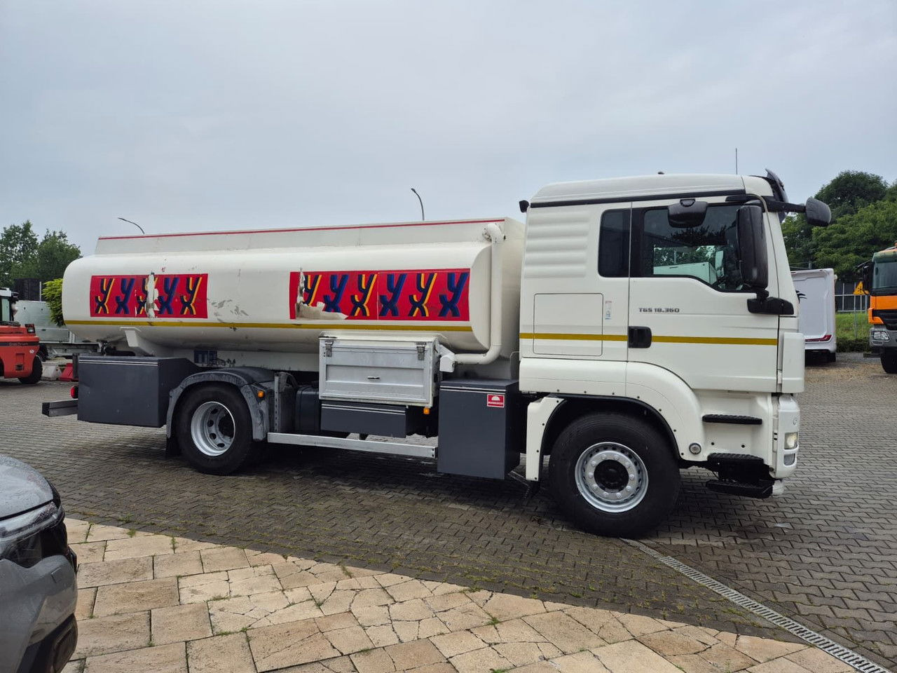 Autocisterna MAN TGS 18.360 OIL Transport / Good Condition: foto 6