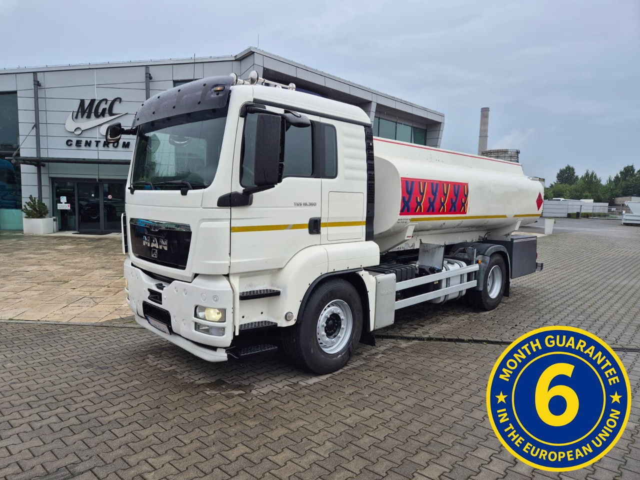 MAN TGS 18.360 OIL Transport / Good Condition - Autocisterna: foto 1 MAN TGS 18.360 OIL Transport / Good Condition - Autocisterna: foto 1