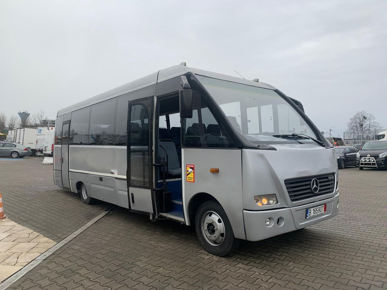 Mercedes-Benz Vario 814D, Mediano, Cibro, Vario,33 seats, E4, Wide Body - Piepilsētas autobuss: foto 2 Mercedes-Benz Vario 814D, Mediano, Cibro, Vario,33 seats, E4, Wide Body - Piepilsētas autobuss: foto 2
