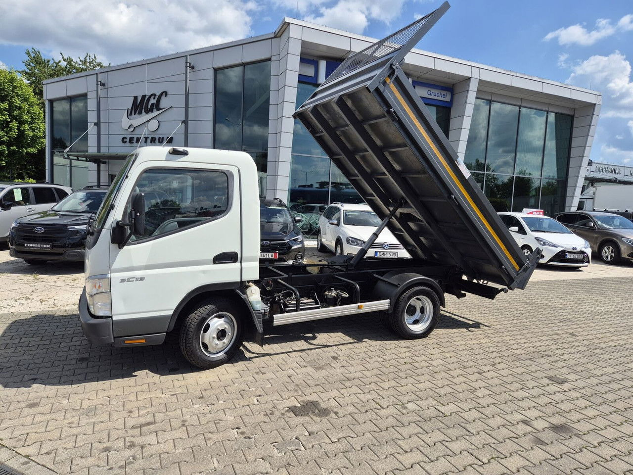 Mitsubishi Canter Fuso 3C13 / Kipper / Only 177TKM / Works Great - Kravas automašīna pašizgāzējs: foto 1 Mitsubishi Canter Fuso 3C13 / Kipper / Only 177TKM / Works Great - Kravas automašīna pašizgāzējs: foto 1