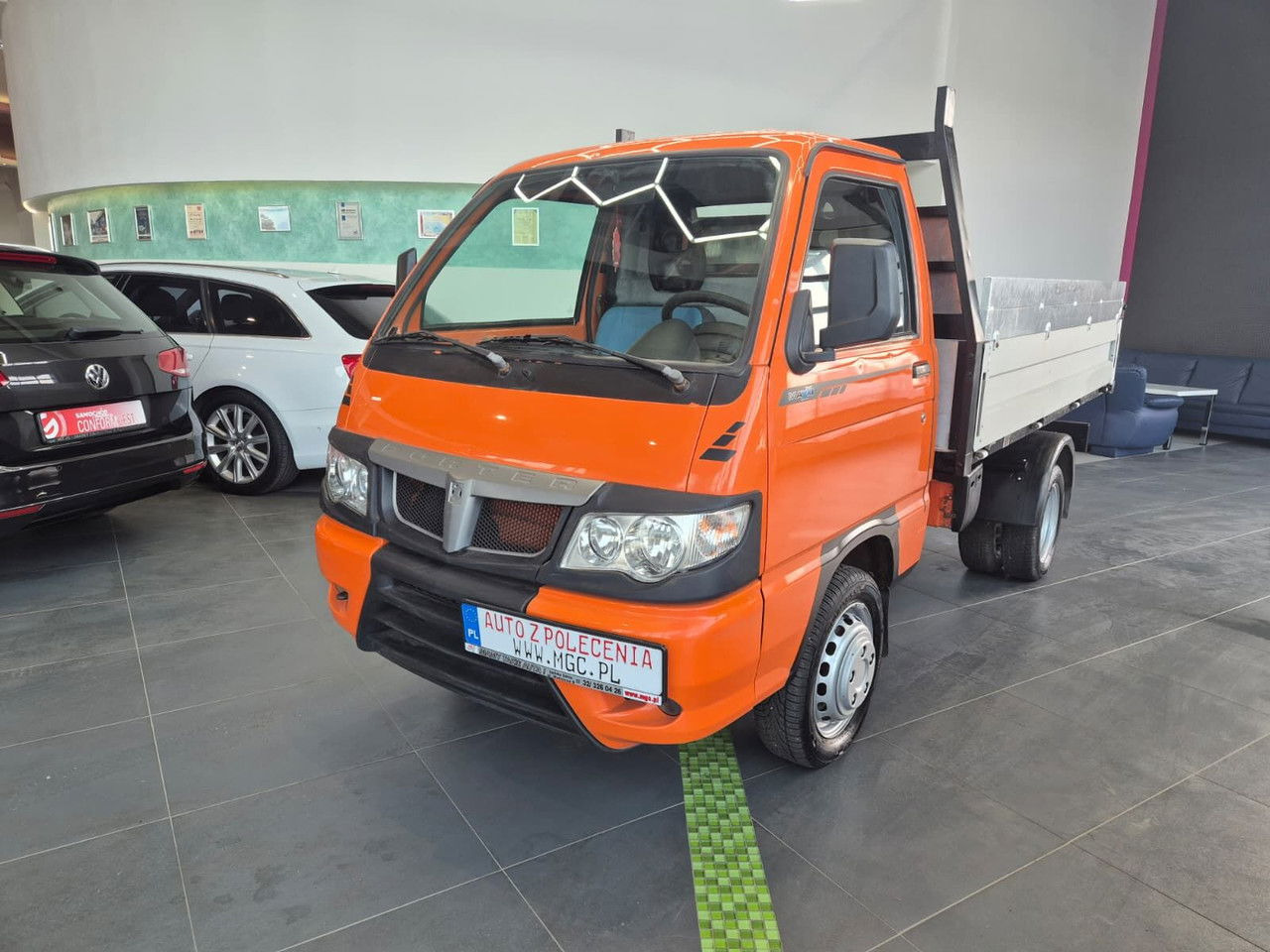 Piaggio Porter Maxxi eXtra / Kipper / 1 Owner / LOW KM - Komercauto pašizgāzējs: foto 2 Piaggio Porter Maxxi eXtra / Kipper / 1 Owner / LOW KM - Komercauto pašizgāzējs: foto 2